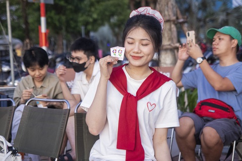 Đà Nẵng: Khách uống cà phê từ 4h sáng rồi về ngủ bù - Ảnh 4.