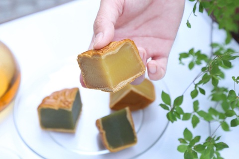 Brodard ra mắt bộ sưu tập bánh trung thu 2024 với 18 hương vị- Ảnh 2. Brodard ra mắt bộ sưu tập bánh trung thu 2024 với 18 hương vị- Ảnh 2.