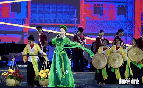 Những ngày Hà Nội tại TP.HCM khai mạc trên đường đi bộ Nguyễn Huệ - Ảnh 7. Những ngày Hà Nội tại TP.HCM khai mạc trên đường đi bộ Nguyễn Huệ - Ảnh 8.