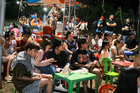 Khắc họa cuộc sống cô đào lô tô qua Ký ức lô tô mùa 2 - Ảnh 3. Những 'cô đào' sẽ kể cuộc sống đời thường, nỗi niềm và khát vọng trong Ký ức lô tô mùa 2 - Ảnh 3.