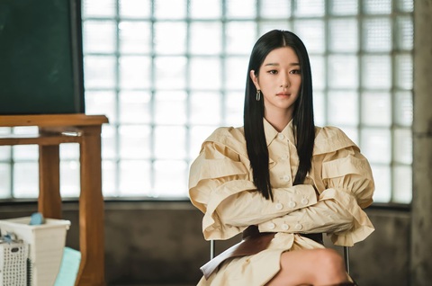 Visual 'cực nét' của Seo Ye Ji ngày tái xuất - Ảnh 6. Visual 'cực nét' của Seo Ye Ji ngày tái xuất - Ảnh 6.