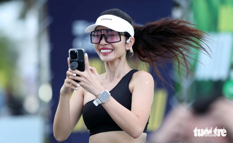 Những runner nữ xinh đẹp trên đường chạy GreenUP Marathon Long An 2024- Ảnh 8. Những runner nữ xinh đẹp trên đường chạy GreenUP Marathon Long An 2024 - Ảnh 8.