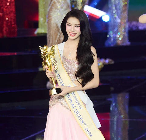 Nguyễn Tường San là á hậu 2, Peru giành vương miện Miss International Queen 2024 - Ảnh 9. Nguyễn Tường San là á hậu 2, Peru giành vương miện Miss International Queen 2024 - Ảnh 9.