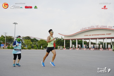 Ca sĩ Đức Tuấn có trải nghiệm đặc biệt tại GreenUP Marathon 2024- Ảnh 2. Ca sĩ Đức Tuấn có trải nghiệm đặc biệt tại GreenUP Marathon 2024- Ảnh 2.
