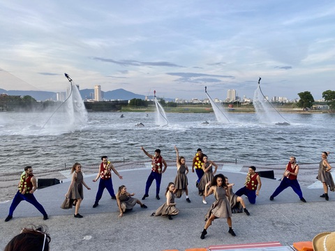 Xu hướng nghỉ lễ: ít đi tour, tranh thủ dự sự kiện - Ảnh 1. Xu hướng nghỉ lễ: ít đi tour, tranh thủ dự sự kiện - Ảnh 1.