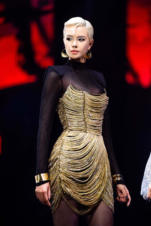 Hà Kino viết tâm thư xúc động sau khi công khai mình lưỡng tính tại Miss Universe Vietnam - Ảnh 1. Hà Kino viết tâm thư xúc động hậu công khai lưỡng tính - Ảnh 1.