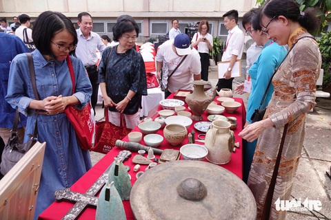 Khám phá kho báu trên những con tàu đắm ở biển Đông tại Bảo tàng Lịch sử TP.HCM - Ảnh 6. Khám phá kho báu trên những con tàu đắm ở biển Đông - Ảnh 6.