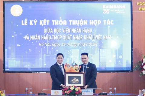 Eximbank ký kết hợp tác toàn diện cùng Học viện ngân hàng - Ảnh 2.