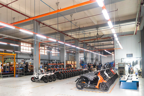 Hãng xe máy điện Việt Nam Dat Bike nhận 4 triệu USD: Ai đứng sau, để làm gì và có phải ‘muối bỏ bể’?- Ảnh 3. Ông lớn ngành năng lượng rót 4 triệu USD vào Dat Bike để làm 30.000 xe máy điện - Ảnh 3.