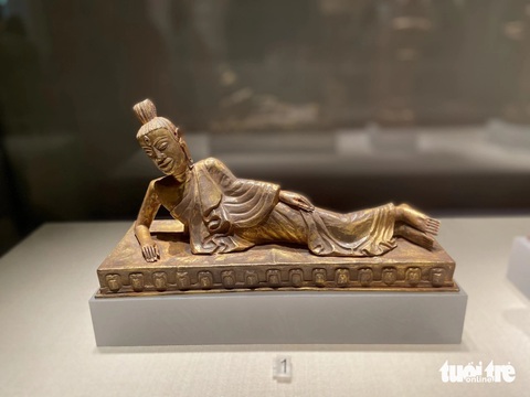 Lần đầu tượng đồng Nữ thần Durga 14 triệu bảng Anh ra mắt công chúng sau nhiều năm lưu lạc - Ảnh 4. Lần đầu tiên người Việt được tận mắt thấy tượng thần Durga 14 triệu bảng Anh - Ảnh 4.