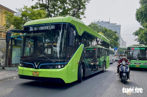Đầu tư trạm sạc xe điện ở TP.HCM, tiếp tục chờ hướng dẫn? - Ảnh 1.
