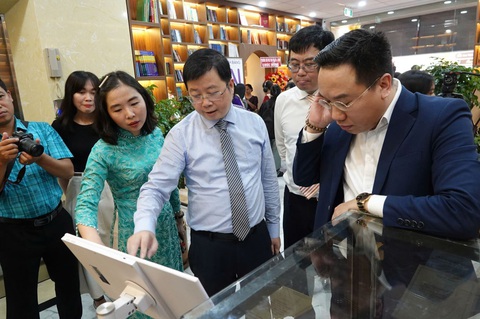 Di chúc của Chủ tịch Hồ Chí Minh là di sản quý giá của người dân Việt Nam - Ảnh 5. Di chúc của Chủ tịch Hồ Chí Minh là di sản quý giá của người dân Việt Nam - Ảnh 5.