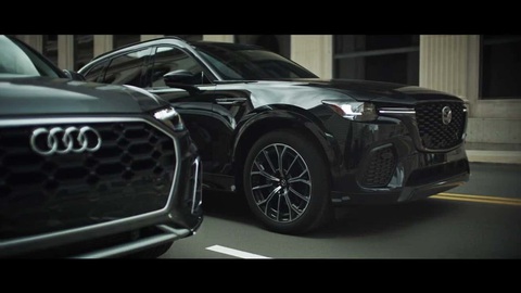 Mazda gây tranh cãi vì quảng cáo mình ngang hàng Audi- Ảnh 1. Việc Mazda so sánh bản thân với Audi đang gây ra tác dụng ngược cực lớn khi thương hiệu Nhật này đã bị nhiều người dùng xe tại Mỹ mỉa mai vì