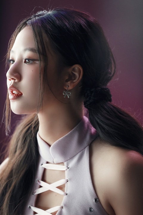 Amee yêu kiều hóa thần giấc mơ trong MV ‘Mộng yu’- Ảnh 3. Amee yêu kiều hóa thần giấc mơ trong MV ‘Mộng yu’- Ảnh 3.