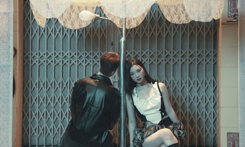 Amee yêu kiều hóa thần giấc mơ trong MV ‘Mộng yu’- Ảnh 5. Amee yêu kiều hóa thần giấc mơ trong MV ‘Mộng yu’- Ảnh 5.