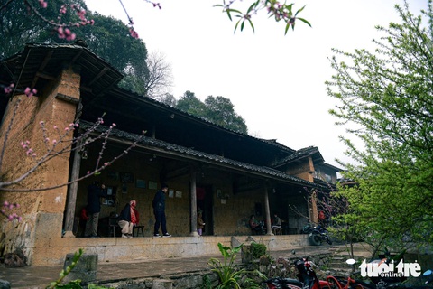 Một thoáng Lao Xa - Ảnh: NAM TRẦN Bạn trẻ dân tộc ở Hà Giang đổi đời nhờ làm du lịch- Ảnh 2.
