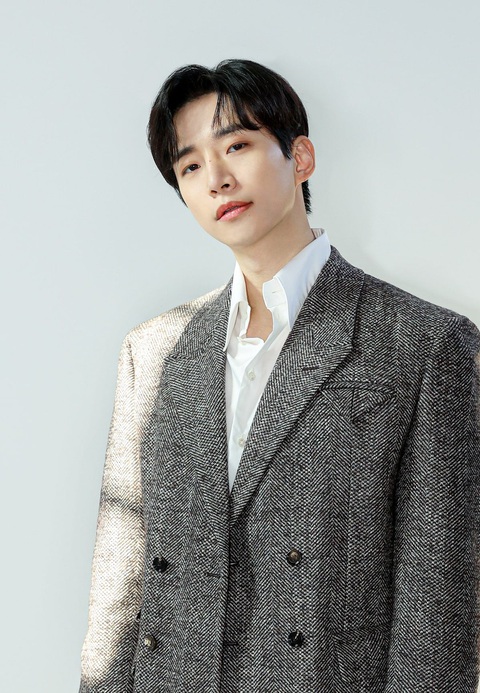 Lee Junho 'Mỹ nam' Lee Junho tậu nhà 17,5 tỉ won- Ảnh 1.