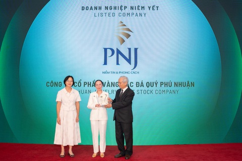 PNJ 2 lần lập ‘hat-trick’ ESG nhờ chiến lược toàn diện và cân bằng- Ảnh 1. PNJ 2 lần lập ‘hat-trick’ ESG nhờ chiến lược toàn diện và cân bằng- Ảnh 1.