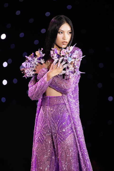 The Face Vietnam 2023 Tú Anh Hồi hộp xem Ngọc Châu, Hương Ly catwalk đôi trên giày cao gót 30cm- Ảnh 6.