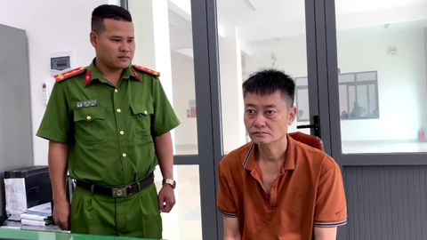 Bắt giám đốc chi nhánh văn phòng đăng ký đất đai nhận hối lộ - Ảnh 1. Bắt giám đốc chi nhánh văn phòng đăng ký đất đai nhận hối lộ - Ảnh 1.