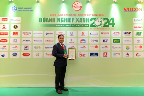 EVNHCMC nhận danh hiệu “Doanh nghiệp xanh TP.HCM” năm 2024 - Ảnh 2.