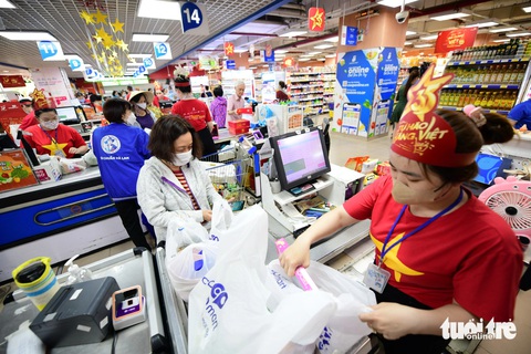 Saigon Co.op quảng bá 15.000 sản phẩm hàng Việt trên nền tảng trực tuyến - Ảnh 1.