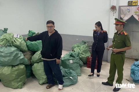 Rao bán tiền giả, giao tiền âm phủ- Ảnh 1. Rao bán tiền giả, giao tiền âm phủ- Ảnh 1.