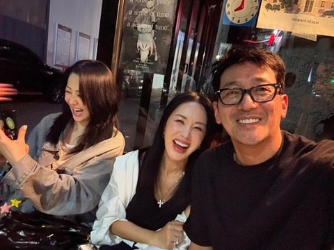 Go-Hyun-jung-Uhm-Jung-hwa-Ha-Jung-woo Go Hyun Jung, Uhm Jung Hwa và Ha Jung Woo