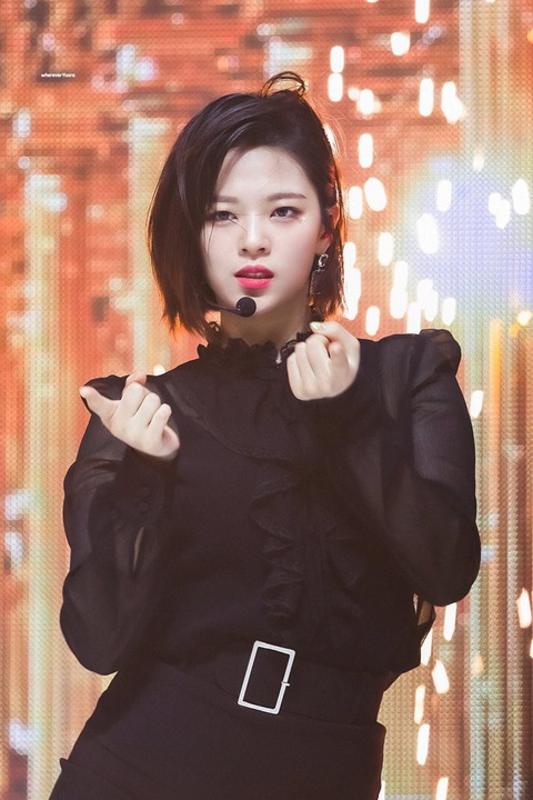 Netizen đòi Jeong Yeon (Twice) ‘nghỉ’ làm thần tượng vì tăng cân- Ảnh 2. Netizen đòi Jeong Yeon (Twice) ‘nghỉ’ làm thần tượng vì tăng cân- Ảnh 2.