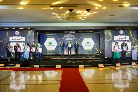 Cathay Life tám năm liên tiếp vào ‘Top 10 công ty bảo hiểm nhân thọ uy tín’- Ảnh 1. Cathay Life tám năm liên tiếp vào ‘Top 10 công ty bảo hiểm nhân thọ uy tín’- Ảnh 1.
