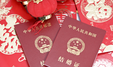 Nhiều người trẻ Trung Quốc chọn độc thân vì suy thoái kinh tế- Ảnh 1. Nhiều người trẻ Trung Quốc không muốn kết hôn vì lo sợ tốn kém - Ảnh: VCG
