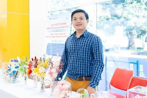 Trực tiếp bảo vệ đồ án trước doanh nghiệp, sinh viên HUTECH được đánh giá cao- Ảnh 3. Trực tiếp bảo vệ đồ án trước doanh nghiệp, sinh viên HUTECH được đánh giá cao- Ảnh 3.