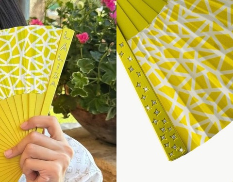 Fan sốc khi Lisa cầm quạt giấy hơn trăm triệu dạo phố- Ảnh 2. Fan sốc khi Lisa cầm quạt giấy hơn trăm triệu dạo phố- Ảnh 2.