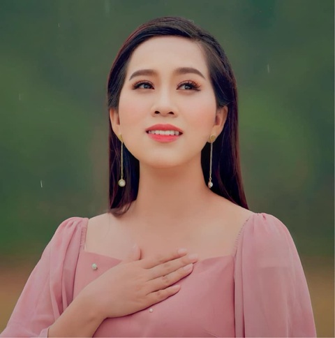 Hồng Phượng khẳng định không bỏ ca hát - Ảnh: FBNV Lịch phòng trà Bến Thành tháng 8 không có đêm nhạc của Hồng Phượng?- Ảnh 2.