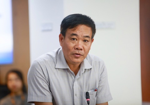 7 sở tại TP.HCM sẽ thi tuyển phó giám đốc- Ảnh 1. Ông Nguyễn Duy Tân - phó giám đốc Sở Nội vụ TP.HCM - thông tin tại họp báo - Ảnh: CHÂU TUẤN