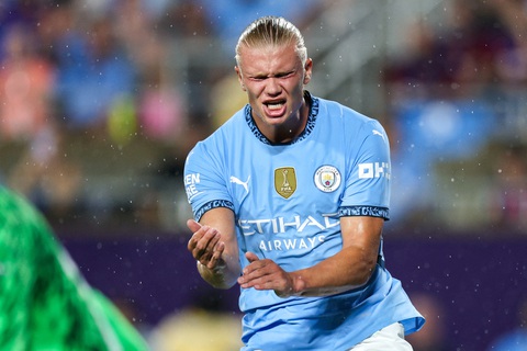 Máy tính soi tỉ số Siêu cúp Anh 2024: Man City đánh bại Man United 2-1- Ảnh 1. Máy tính dự đoán Man City sẽ đánh bại Man United 2-1 ở trận tranh Siêu cúp Anh 2024 - Ảnh: REUTERS