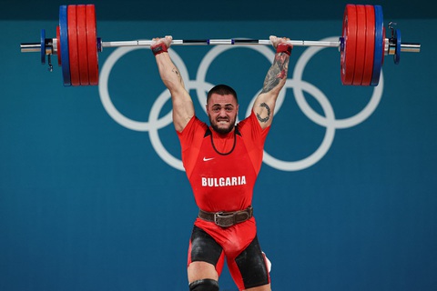 Karlos Nasar mang về HCV thứ 2 tại Olmypic 2024 cho Bulgaria - Ảnh: REUTERS Olympic 2024 ngày 9-8: Paulino đoạt huy chương vàng 400m nữ và phá kỷ lục Olympic- Ảnh 6.