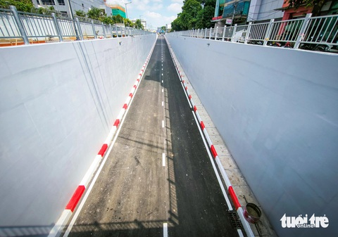 Diện mạo hầm chui cửa ngõ sân bay Tân Sơn Nhất đã hoàn thiện 99%- Ảnh 9. Diện mạo hầm chui cửa ngõ sân bay Tân Sơn Nhất đã hoàn thiện 99%- Ảnh 9.