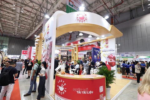 Sữa bò và thực phẩm chế biến Ba Lan chờ về thuế 0% để vào Việt Nam- Ảnh 1. Các doanh nghiệp châu Âu đang tận dụng EVFTA để tiếp cận thị trường Việt Nam - Ảnh: N.BÌNH