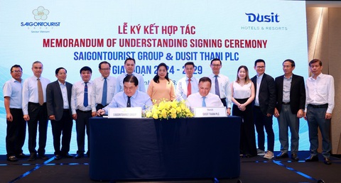 Saigontourist Group hợp tác với tập đoàn Thái Lan thúc đẩy du lịch- Ảnh 1. Saigontourist Group và tập đoàn Dusit Thani sẽ phối hợp, tổ chức các chương trình khảo sát, tìm kiếm khai thác thị trường mới - Ảnh: B.V