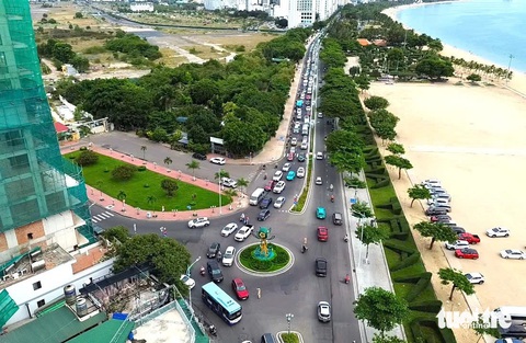 Nghỉ lễ 2-9, du khách thích đến Nha Trang đi tour biển đảo, núi rừng - Ảnh 4. Nghỉ lễ 2-9: Du khách đến Nha Trang đông đúc, mê tour biển đảo, khám phá núi rừng - Ảnh 4.