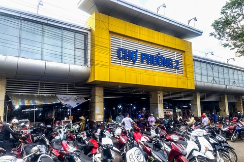 Chợ cho thuê mặt bằng nhưng 'quên' ký hợp đồng - Ảnh 1. Chợ cho thuê mặt bằng nhưng 'quên' ký hợp đồng - Ảnh 2.