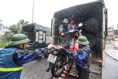 Sau sao kê của Mặt trận Tổ quốc, Liên đoàn Xiếc Việt Nam và diễn viên Phương Oanh bất bình - Ảnh 1. Sau sao kê của Mặt trận Tổ quốc, Liên đoàn Xiếc Việt Nam và diễn viên Phương Oanh bất bình - Ảnh 2.