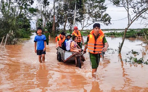 Tổng Bí thư, Chủ tịch nước Tô Lâm dự Lễ phát động ủng hộ đồng bào bị thiệt hại do bão Yagi - Ảnh 1. Tổng Bí thư, Chủ tịch nước Tô Lâm dự lễ phát động ủng hộ đồng bào bị thiệt hại do bão số 3 - Ảnh 3.