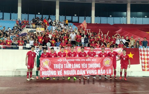HLV Kim Sang Sik không thể vui khi tuyển Việt Nam thua trong hoàn cảnh hiện tại - Ảnh 3. HLV Kim Sang Sik không thể vui khi tuyển Việt Nam thua trong hoàn cảnh hiện tại - Ảnh 1.