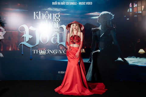 Thương Võ hài hước nhận MV mới là