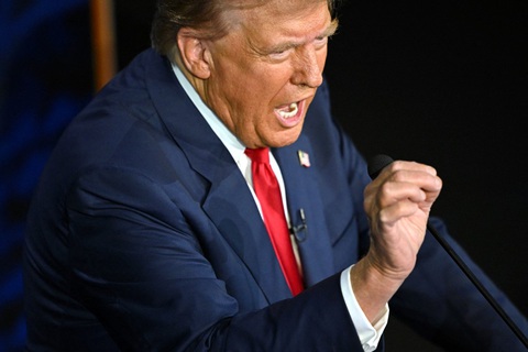 Ông Trump và bà Harris tranh luận, ai hơn ai? - Ảnh 3. Ông Trump và bà Harris tranh luận, ai hơn ai? - Ảnh 2.