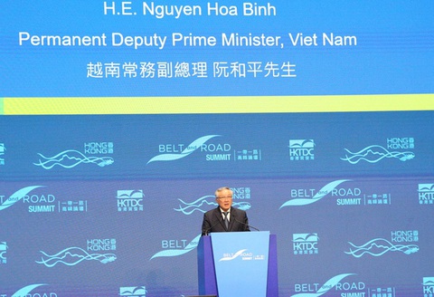 Phó thủ tướng Nguyễn Hòa Bình tham dự hội nghị 'Vành đai và Con đường' tại Hong Kong - Ảnh 1. Phó thủ tướng Nguyễn Hòa Bình đăng đàn tại Hội nghị 'Vành đai và Con đường' ở Hong Kong - Ảnh 1.