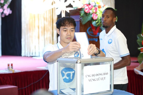CLB Nam Định muốn bảo vệ 2 chức vô địch mùa giải 2024 - 2025 - Ảnh 4. CLB Nam Định muốn bảo vệ 2 chức vô địch mùa giải 2024 - 2025 - Ảnh 2.