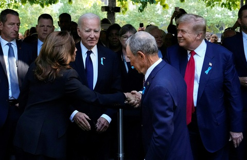 Tin thế giới 12-9: Ông Trump cười nói với bà Harris; Mỹ lại đối mặt nguy cơ vỡ nợ - Ảnh 1. Tin thế giới 12-9: - Ảnh 1.
